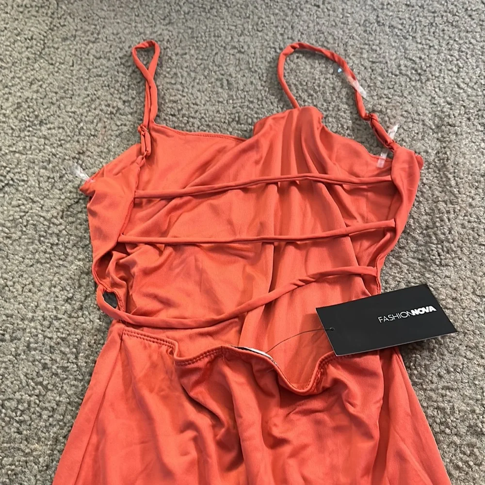 🎉 SEXY DRESS 🎉 - Picture 2 of 3